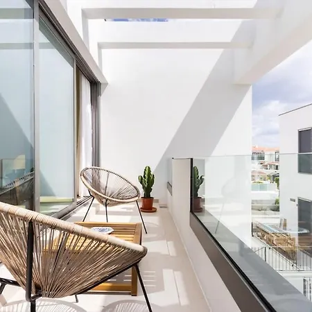 Abades Holiday Home Apartamento *