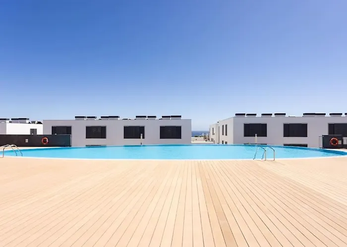 Abades Holiday Home アパート